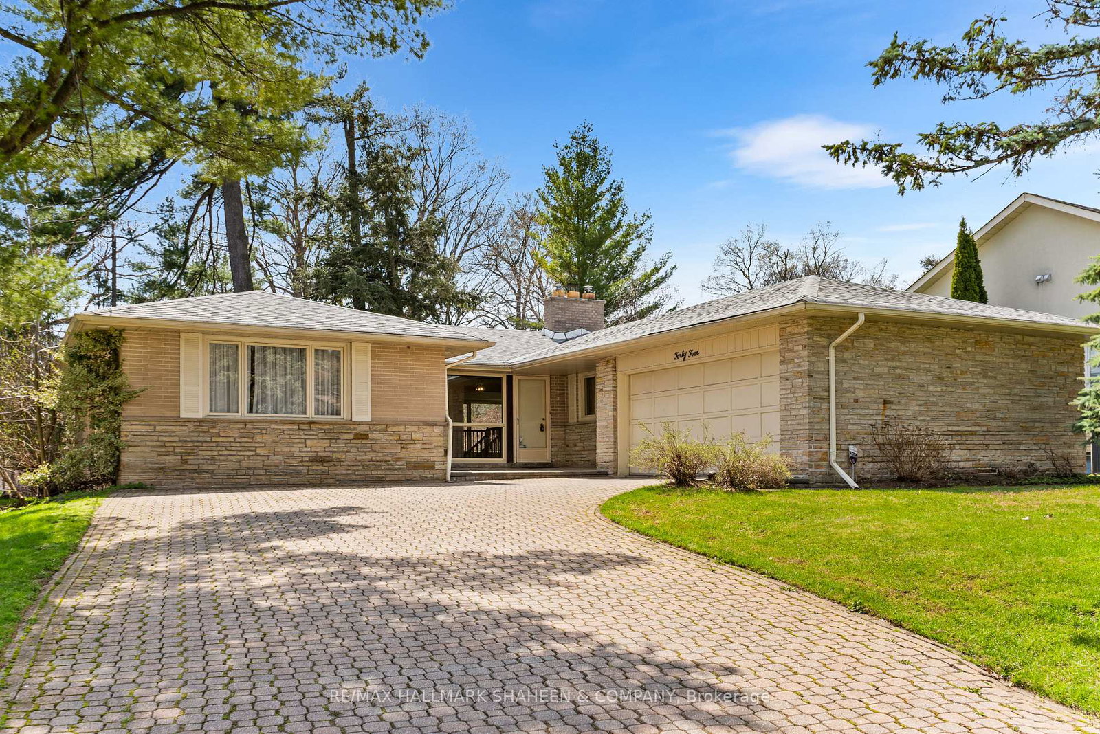 45-hi-mount-drive-toronto-north-york-ontario-c13613224