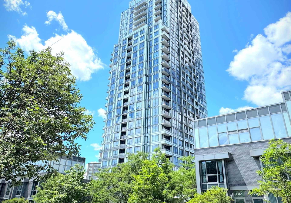 18-graydon-hall-drive-toronto-north-york-ontario-c13613368