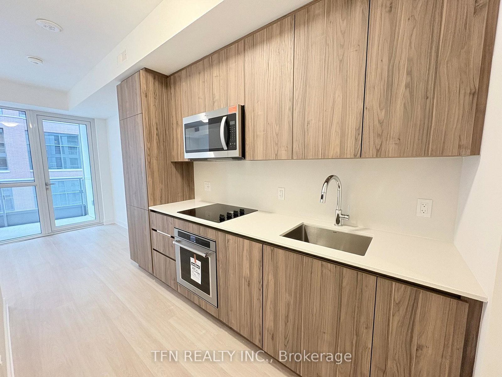15-richardson-street-toronto-toronto-ontario-c13613402
