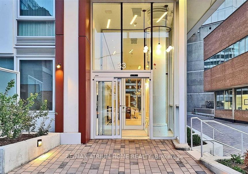33-helendale-avenue-toronto-toronto-ontario-c13613566