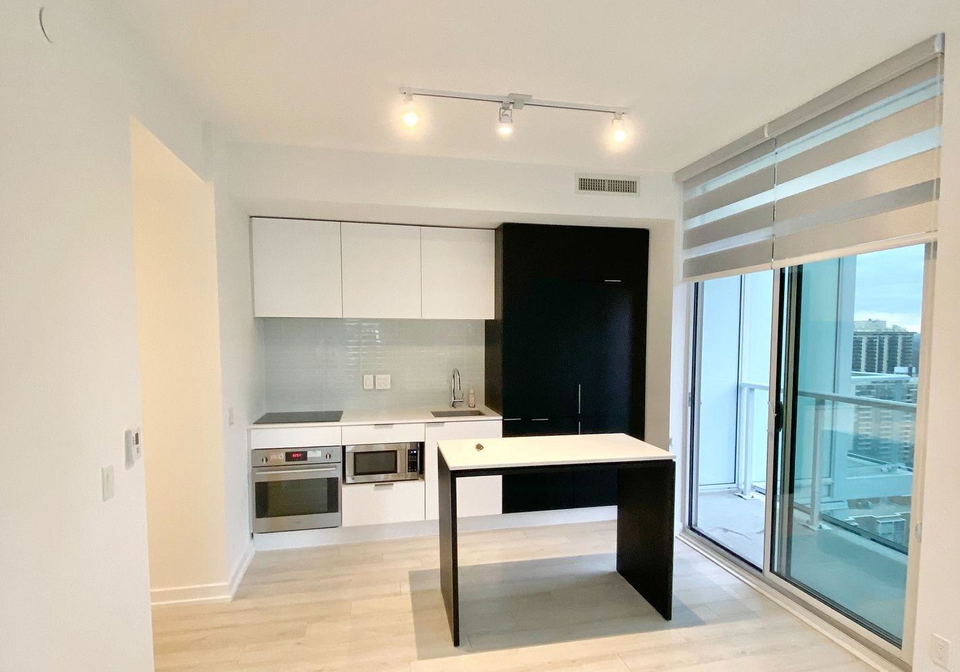 33-helendale-avenue-toronto-toronto-ontario-c13613566