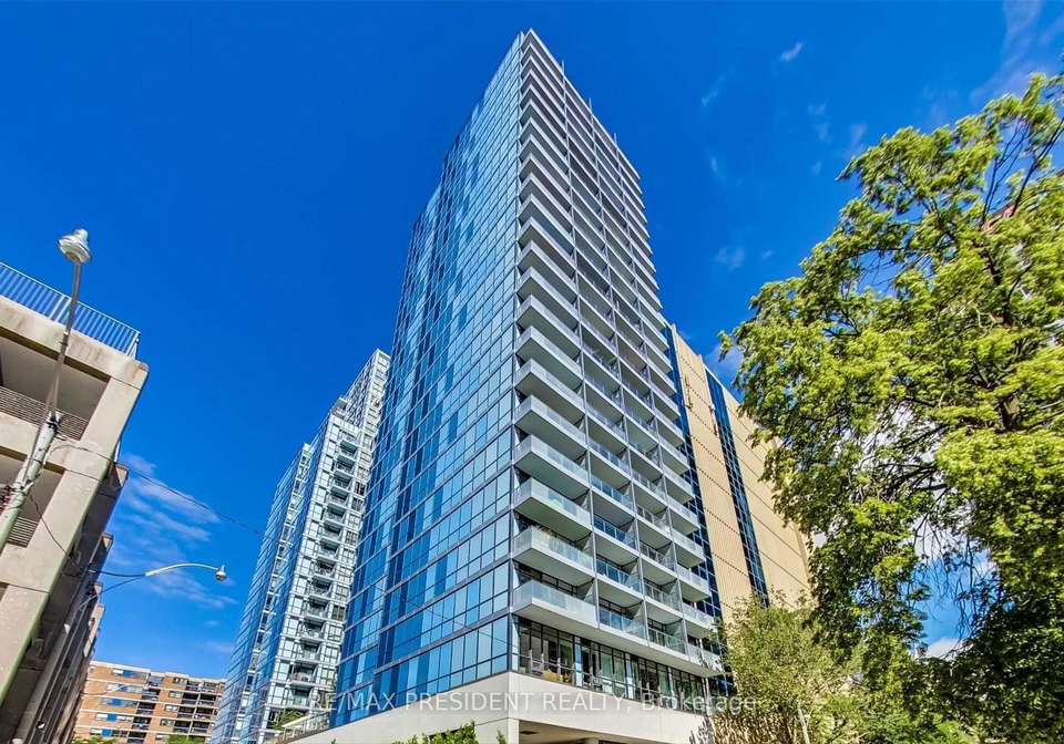 210-simcoe-street-toronto-toronto-ontario-c13613702