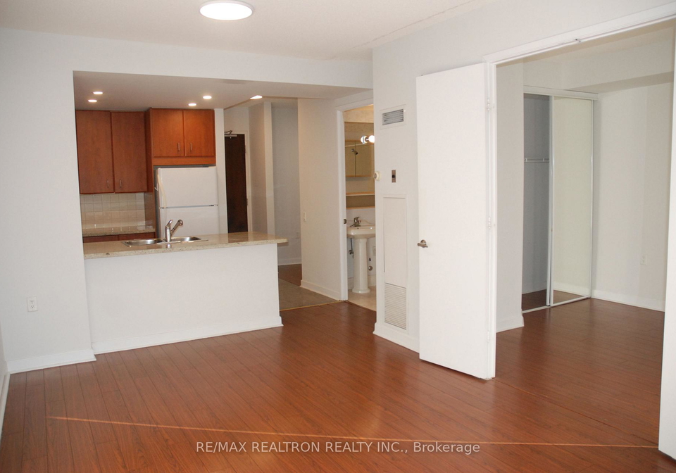 85-bloor-street-e-toronto-toronto-ontario-c13613888