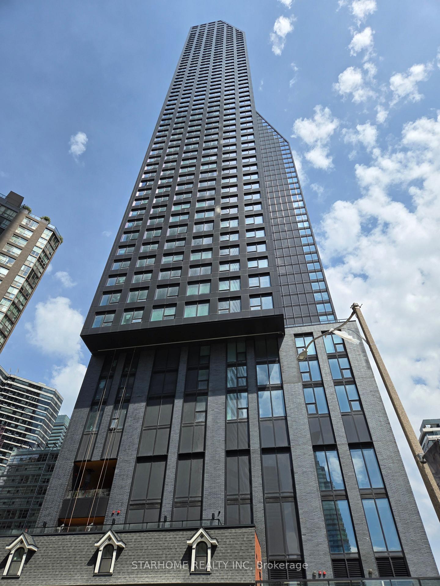 8-wellesley-street-w-toronto-toronto-ontario-c13614070