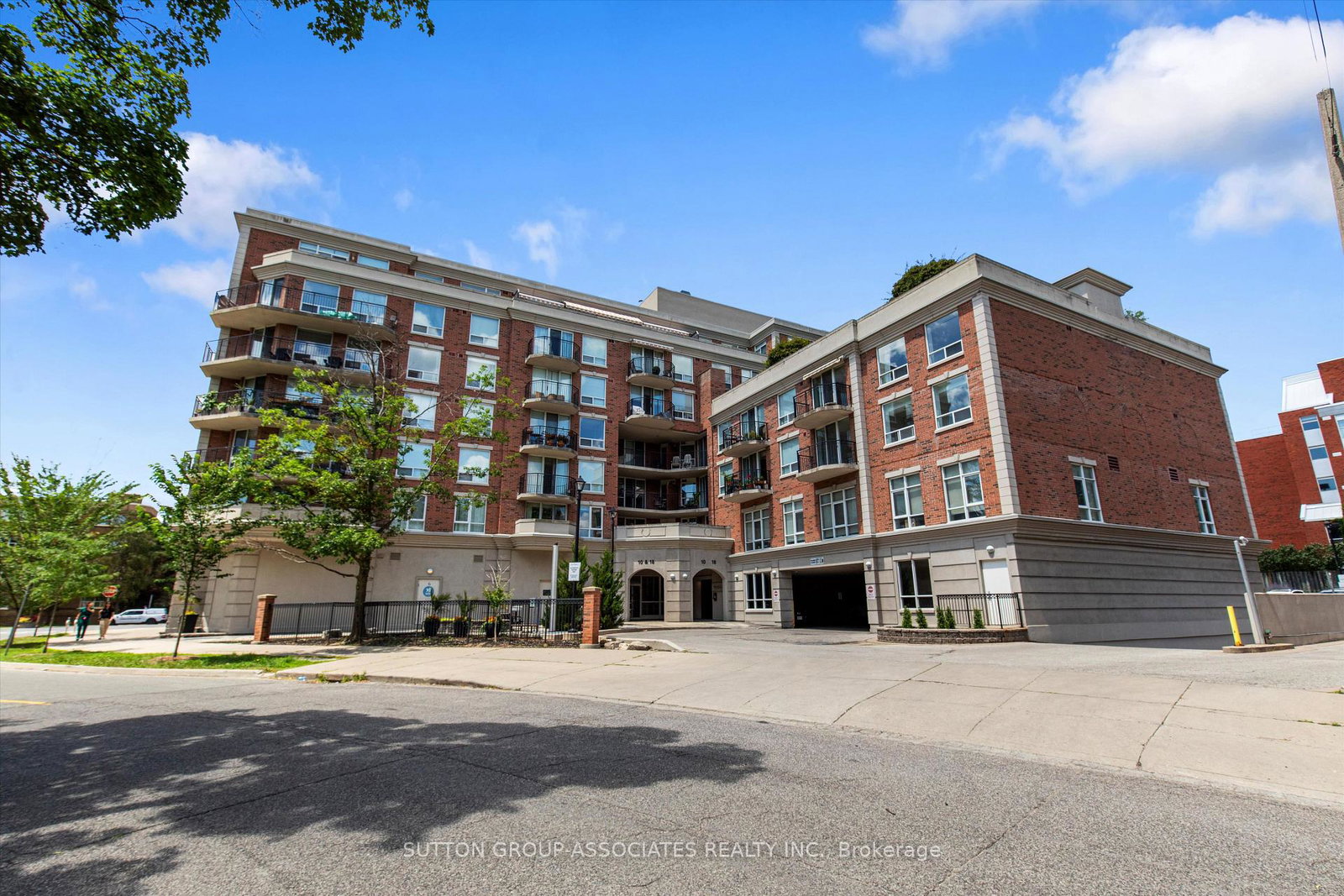 18-wanless-avenue-toronto-toronto-ontario-c13614088