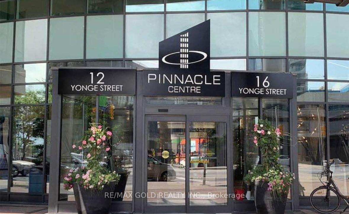 16-yonge-street-toronto-toronto-ontario-c13614202
