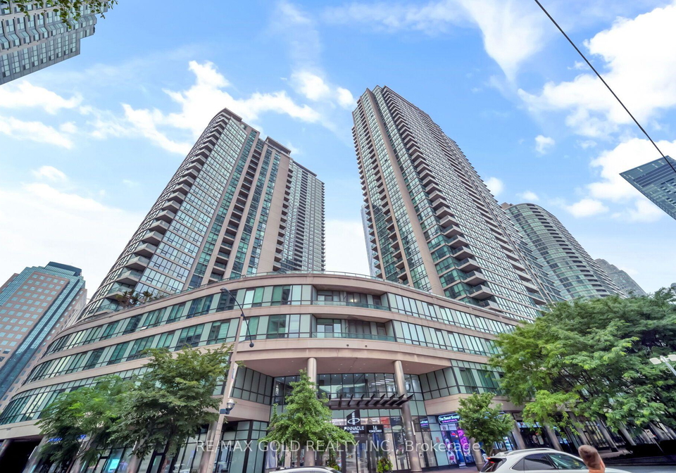 16-yonge-street-toronto-toronto-ontario-c13614202