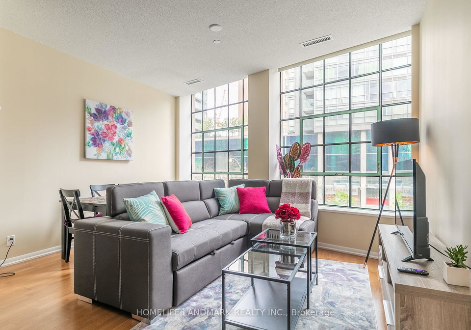 832-bay-street-toronto-toronto-ontario-c13614236