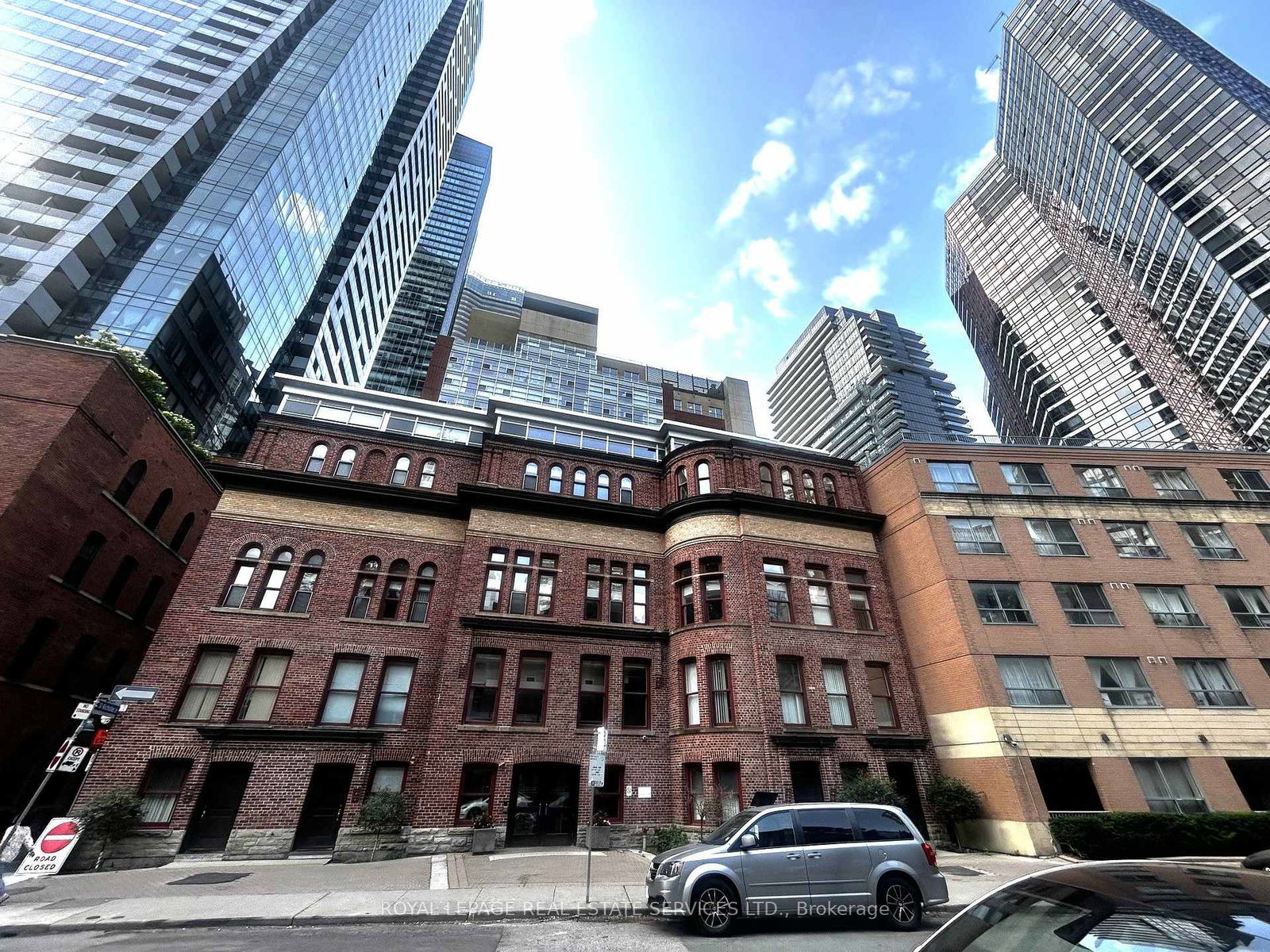 11-st-joseph-street-toronto-toronto-ontario-c13614324