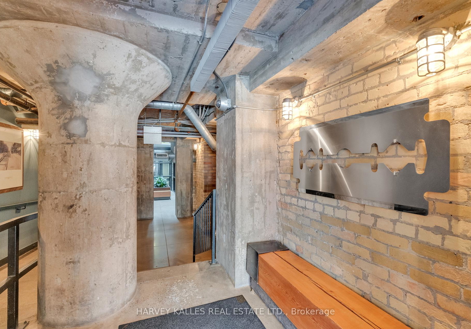 383-adelaide-street-e-toronto-toronto-ontario-c13614442
