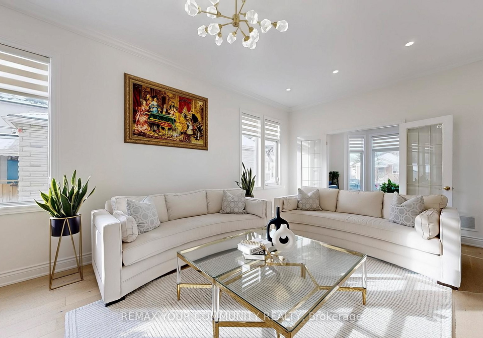 187-patricia-avenue-toronto-toronto-ontario-c13614518