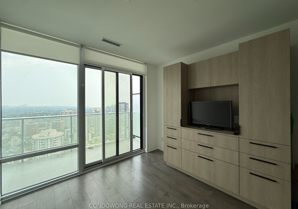 501-yonge-street-toronto-toronto-ontario-c13614770