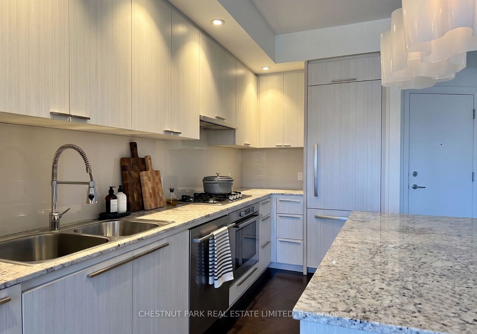 88-davenport-road-toronto-toronto-ontario-c13614776