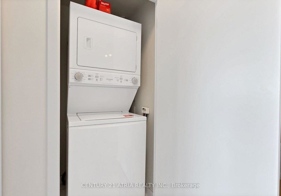 35-mariner-terrace-toronto-toronto-ontario-c13614872