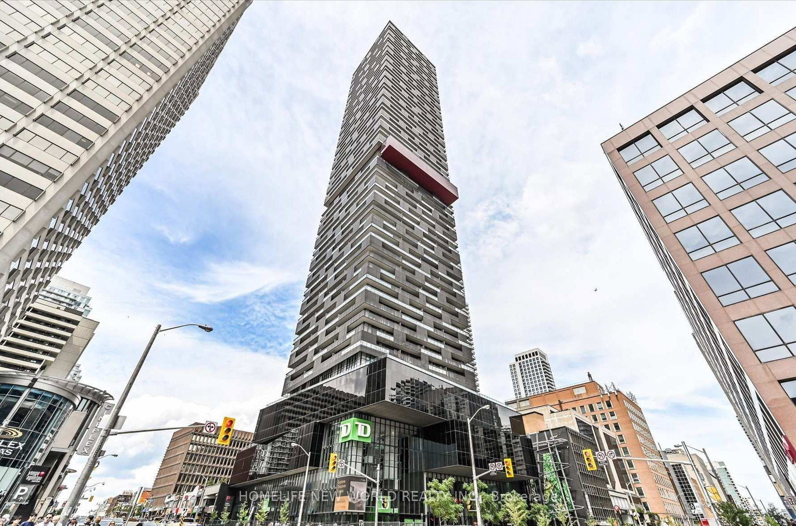 8-eglinton-avenue-e-toronto-toronto-ontario-c13614932