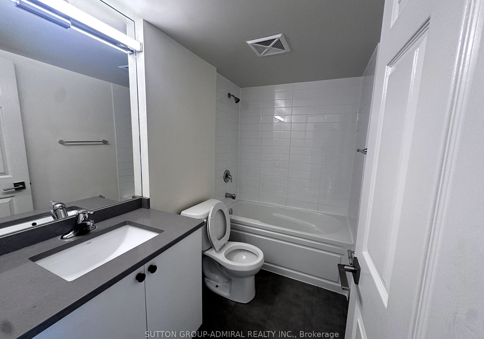 736-bay-street-toronto-toronto-ontario-c13615178