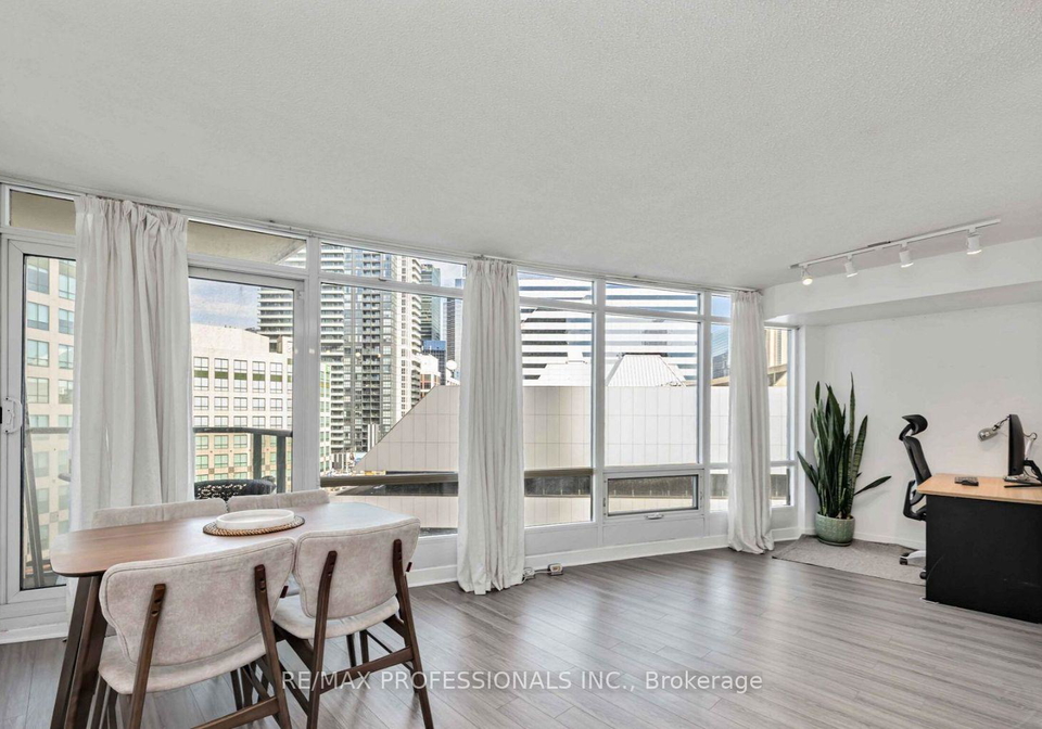361-front-street-w-toronto-toronto-ontario-c13615188