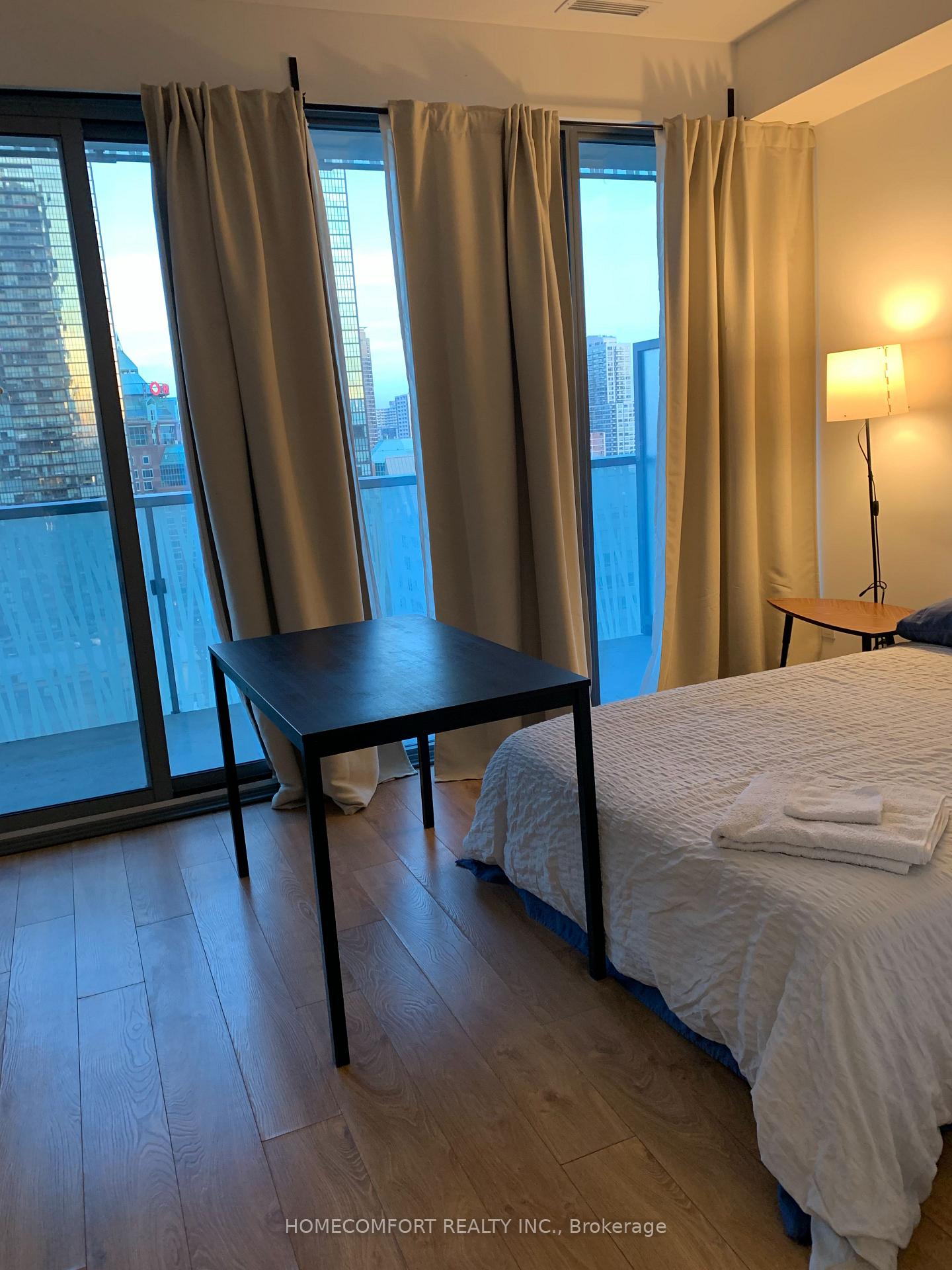 50-charles-street-e-toronto-toronto-ontario-c13615244