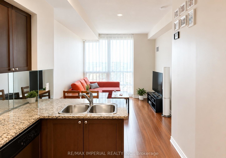 761-bay-street-toronto-toronto-ontario-c13615252