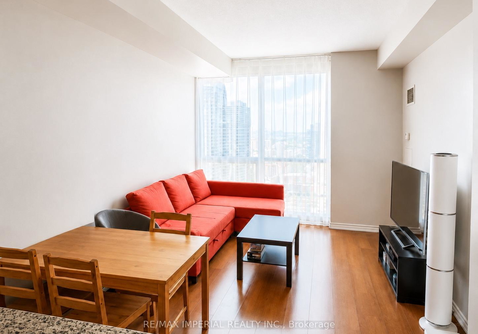 761-bay-street-toronto-toronto-ontario-c13615252