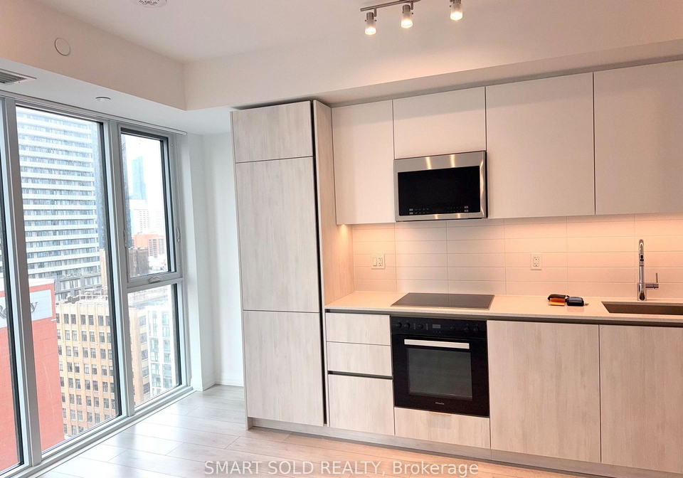 400-king-street-w-toronto-toronto-ontario-c13615392