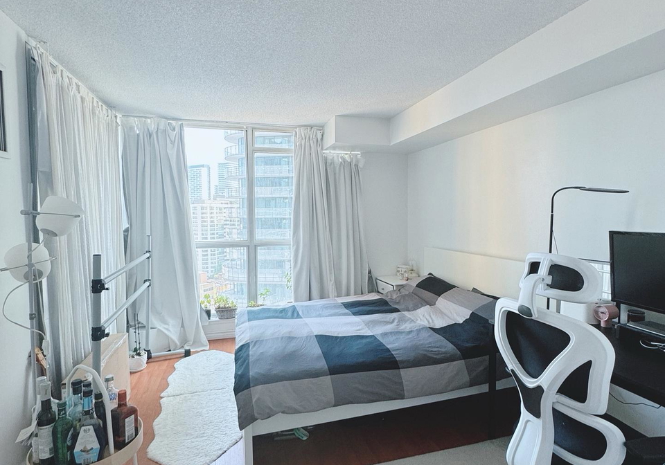 24-wellesley-street-w-toronto-toronto-ontario-c13615396