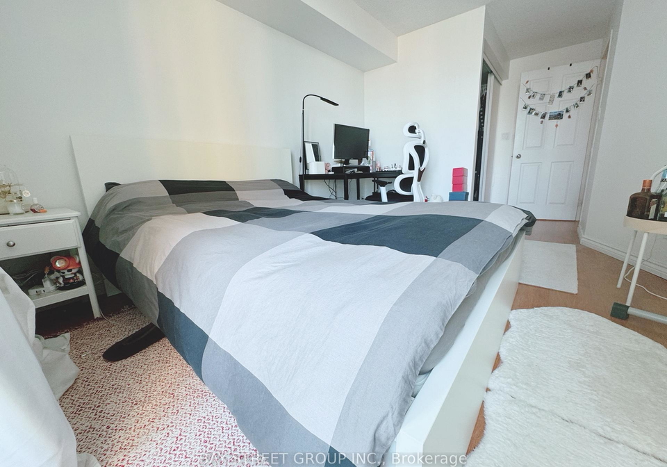 24-wellesley-street-w-toronto-toronto-ontario-c13615396