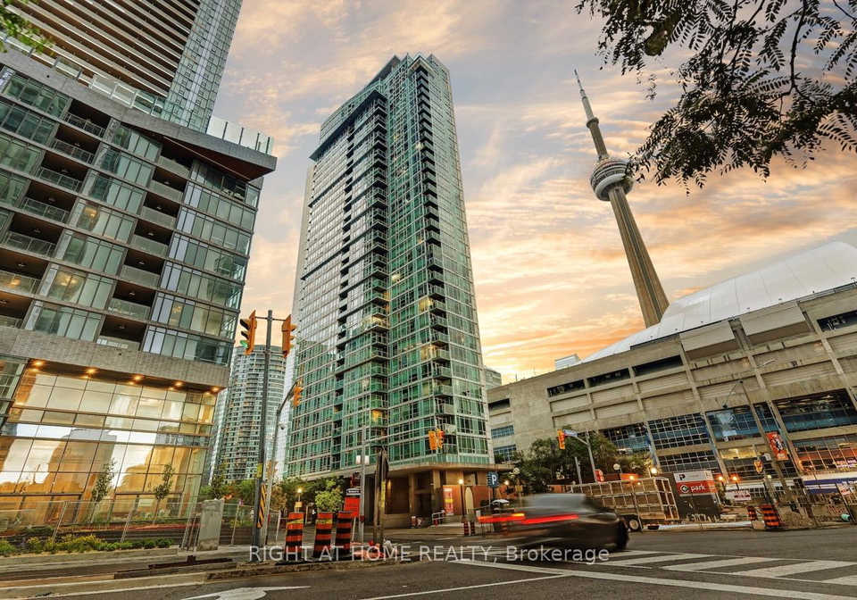 81-navy-wharf-court-toronto-toronto-ontario-c13615658
