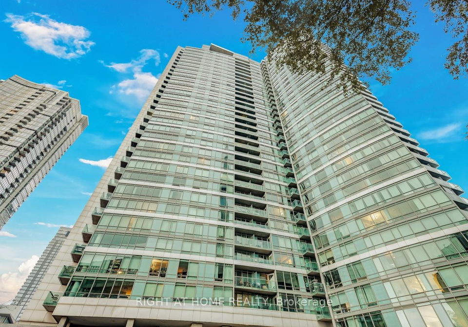 81-navy-wharf-court-toronto-toronto-ontario-c13615658