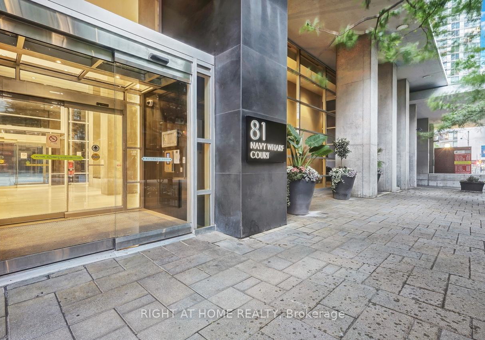 81-navy-wharf-court-toronto-toronto-ontario-c13615658