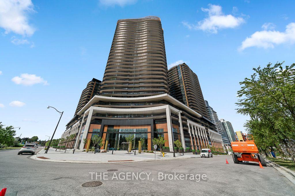 18-esther-shiner-boulevard-toronto-north-york-ontario-c13615940