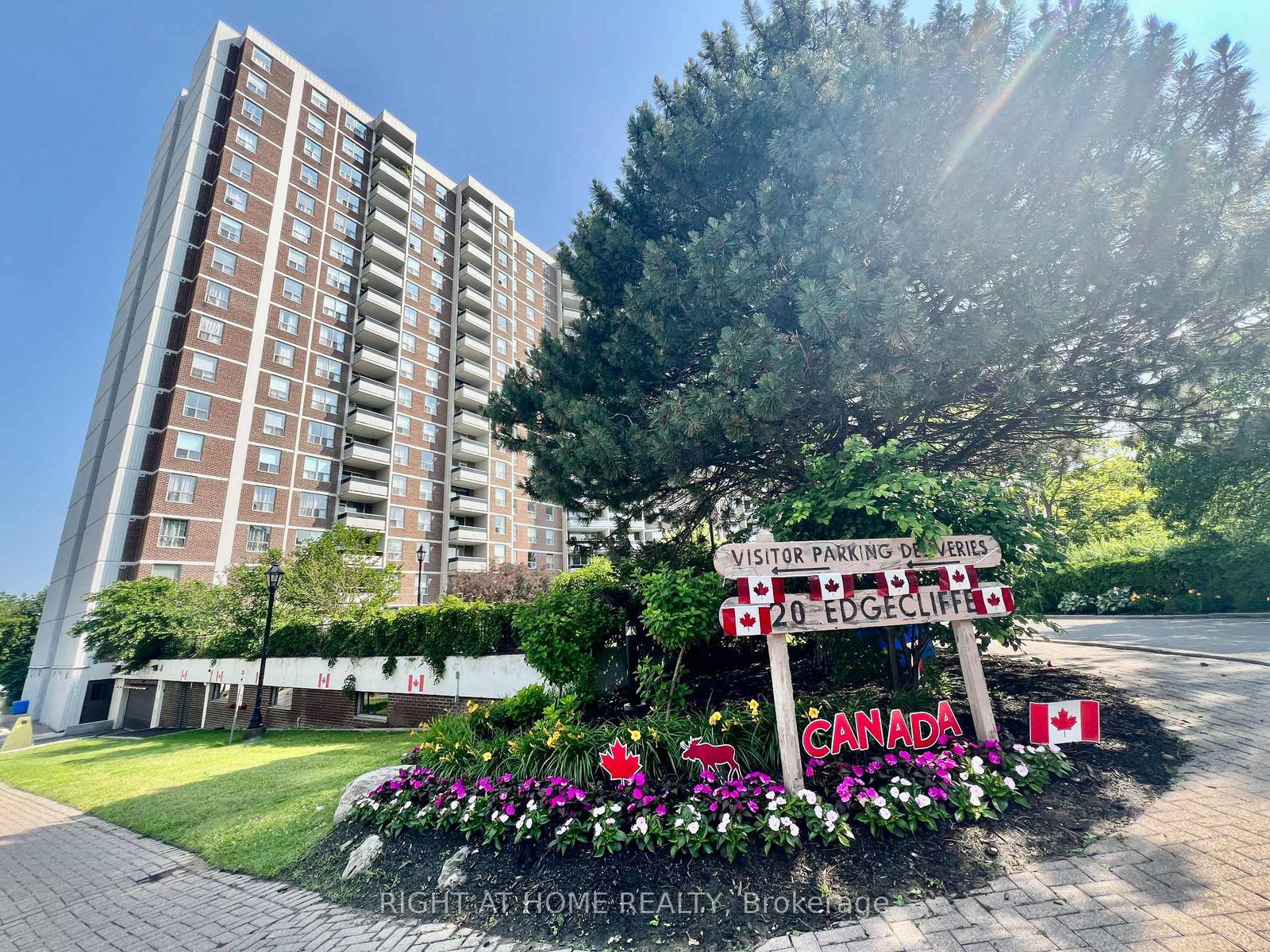 20-edgecliff-golfway-toronto-east-york-ontario-c13615960