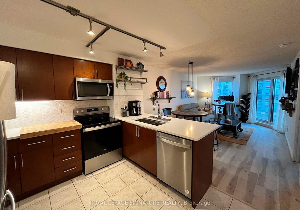 410-queens-quay-w-toronto-toronto-ontario-c13616018