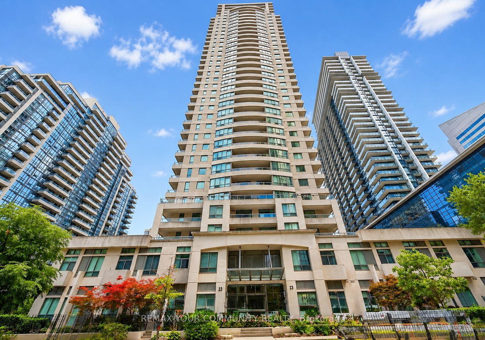 23-hollywood-avenue-toronto-north-york-ontario-c13616110