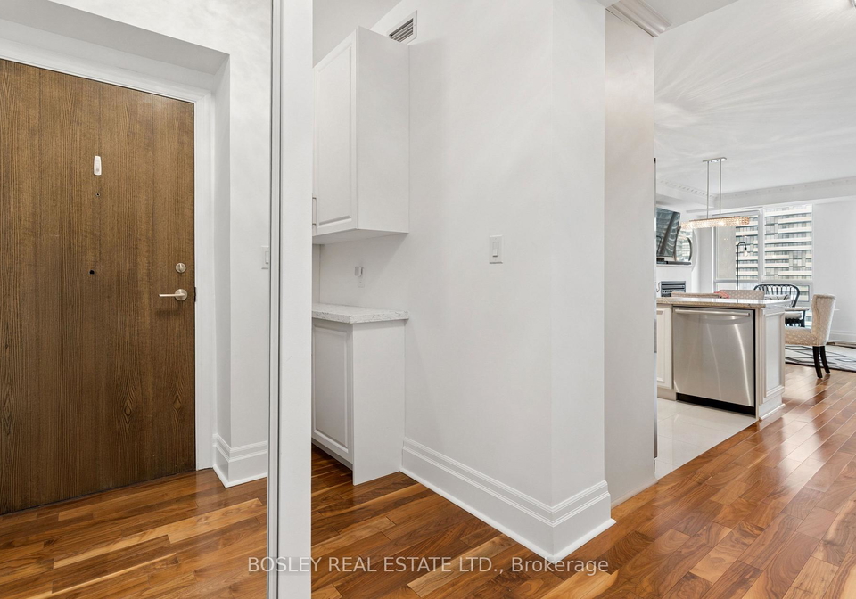 16-harbour-st-street-toronto-toronto-ontario-c13616264