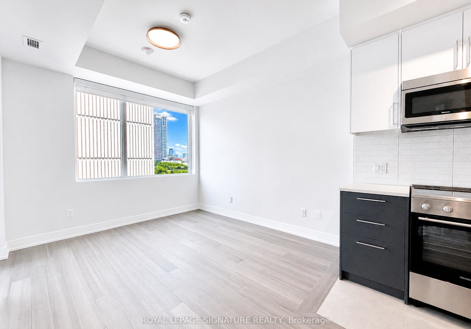 664-spadina-avenue-toronto-toronto-ontario-c13616330