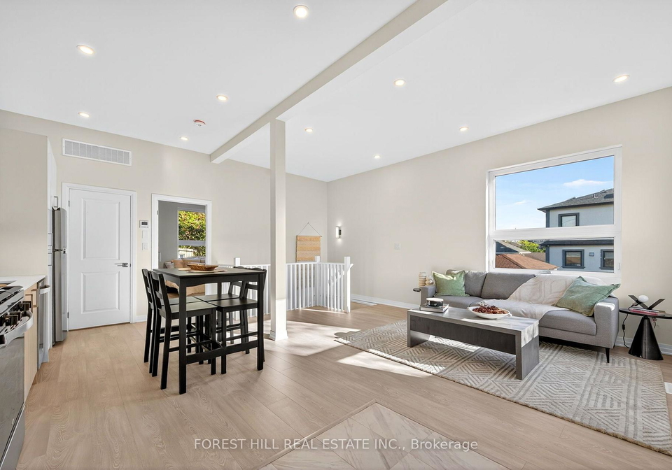 4-southwell-drive-toronto-north-york-ontario-c13616410