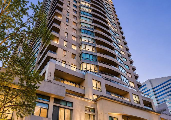 23-hollywood-avenue-toronto-north-york-ontario-c13616460