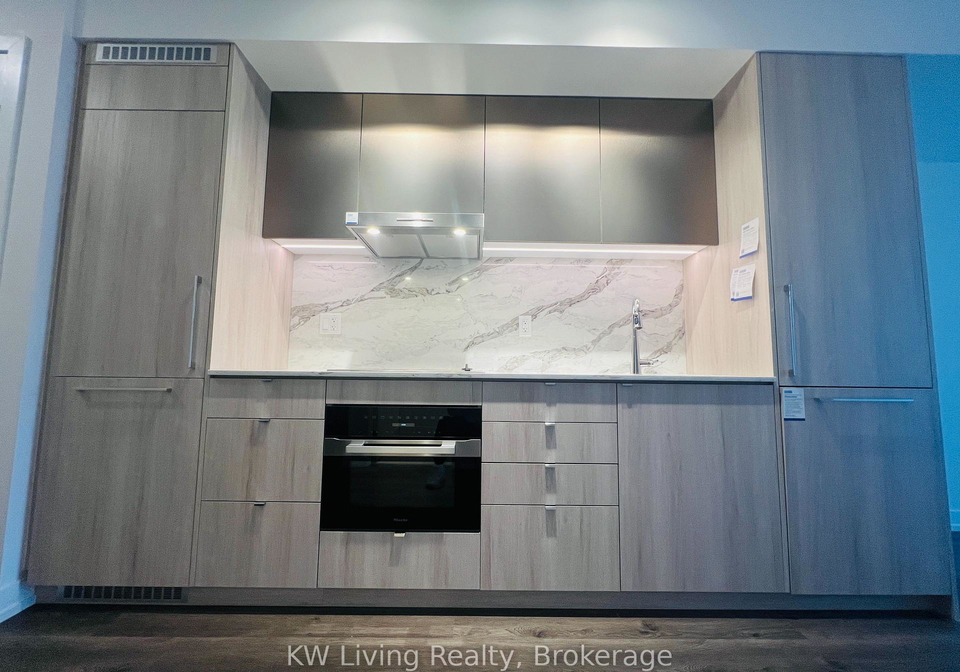 771-yonge-street-toronto-toronto-ontario-c13616588