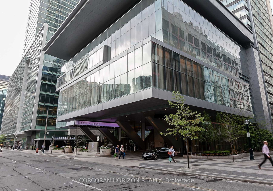 183-wellington-street-w-toronto-toronto-ontario-c13616768