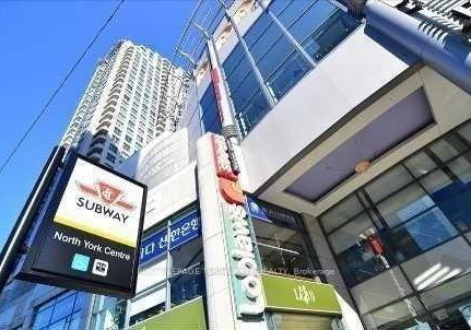 8-hillcrest-avenue-toronto-north-york-ontario-c13616834