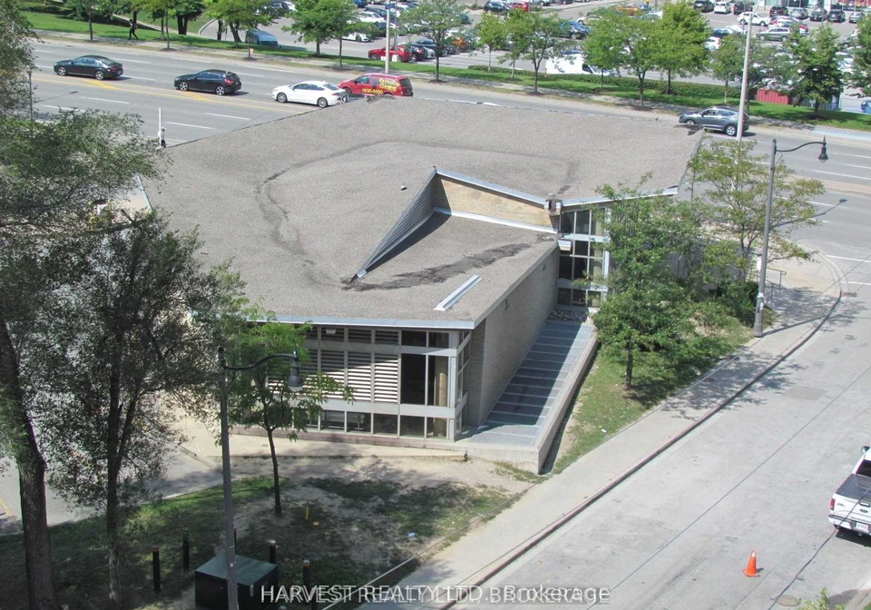 7-kenaston-garden-toronto-north-york-ontario-c13616900