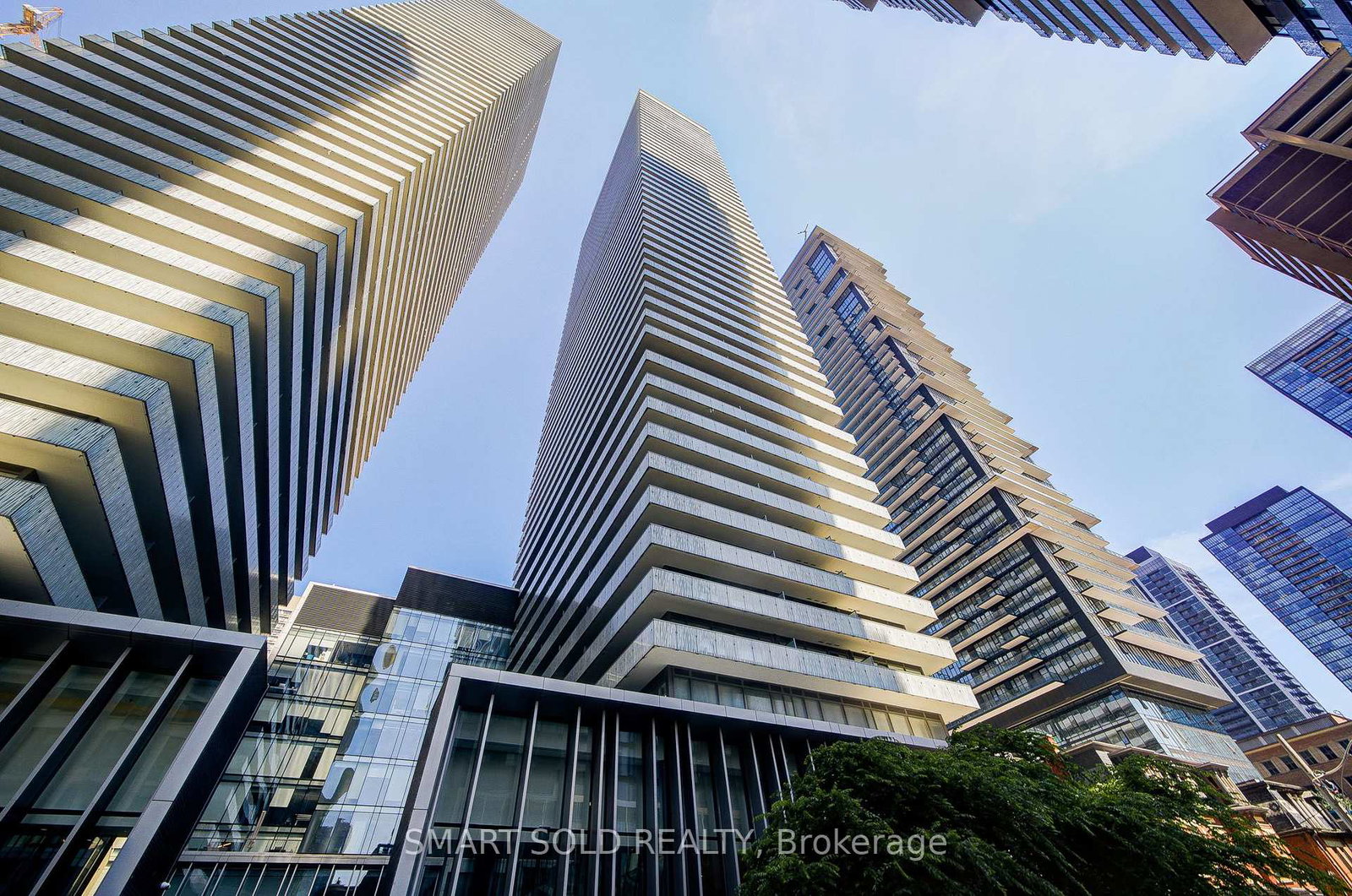 50-charles-street-e-toronto-toronto-ontario-c13616970