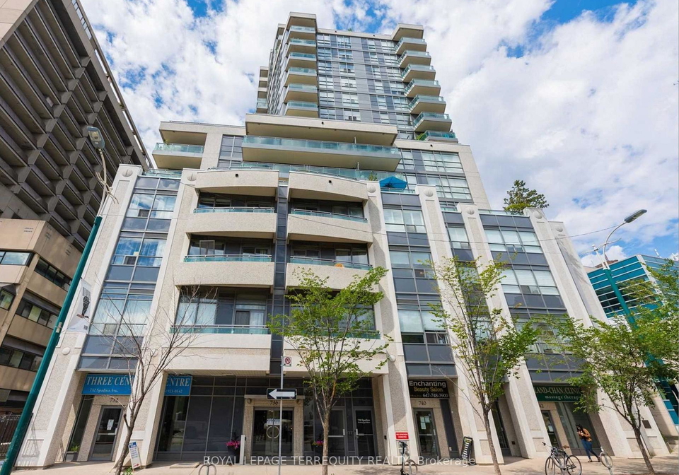 736-spadina-avenue-toronto-toronto-ontario-c13617724
