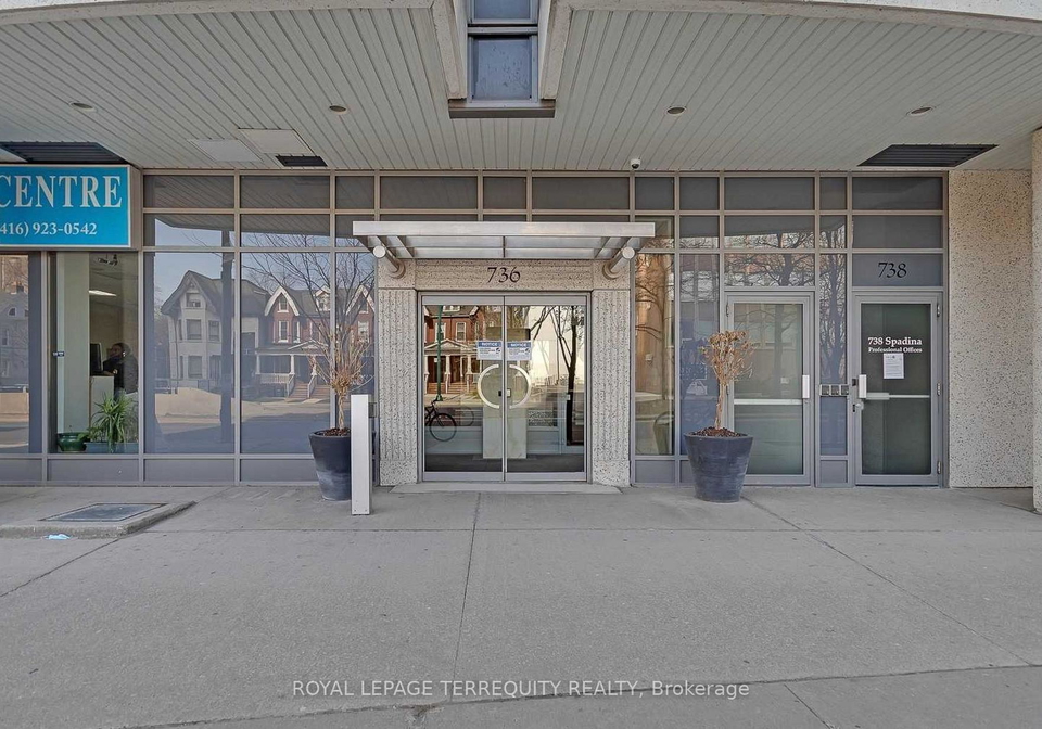 736-spadina-avenue-toronto-toronto-ontario-c13617724