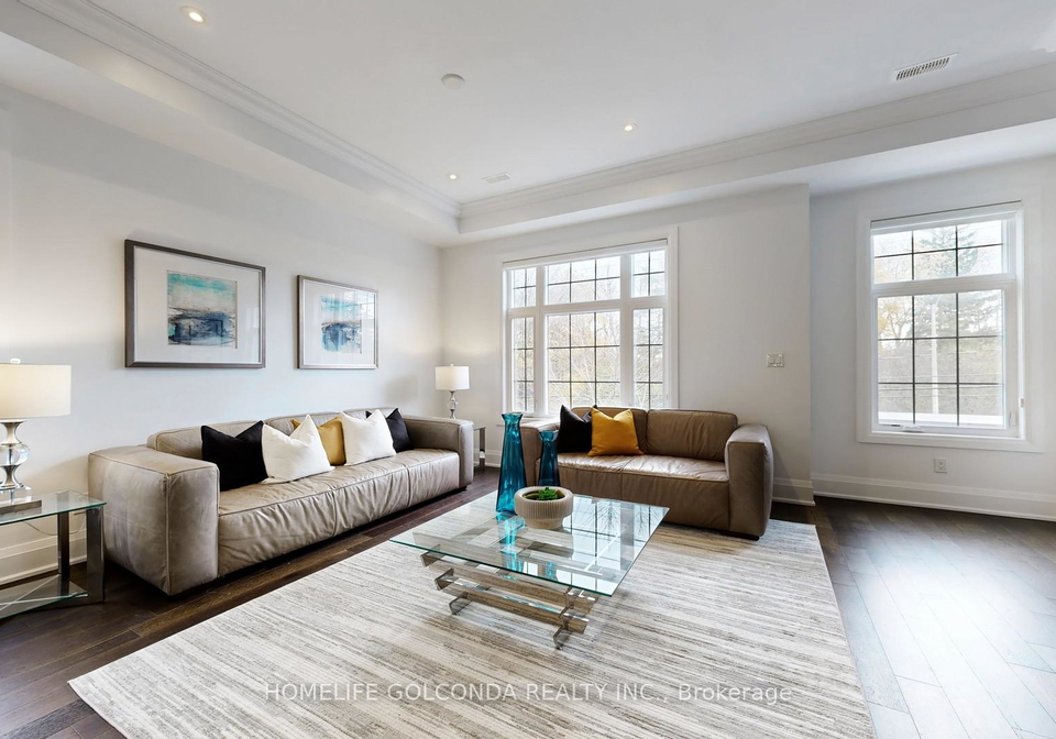 2466b-bayview-avenue-toronto-north-york-ontario-c13617908