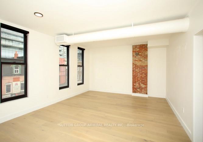 535-yonge-street-toronto-toronto-ontario-c13618476