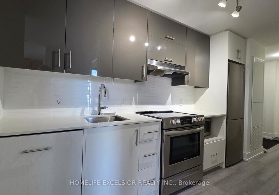 188-fairview-mall-drive-toronto-north-york-ontario-c13618742