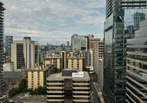 238-simcoe-street-toronto-toronto-ontario-c13618800