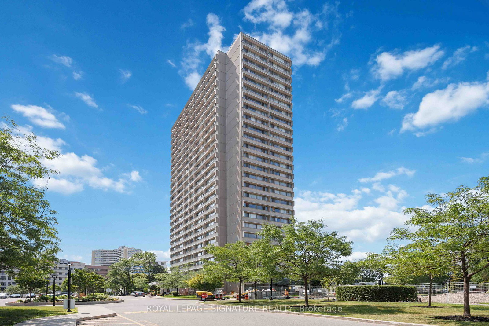 715-don-mills-road-toronto-east-york-ontario-c13618954
